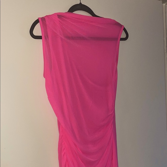 Haute Monde Dresses & Skirts - Haute Monde Vibrant Pink One Shoulder Dress